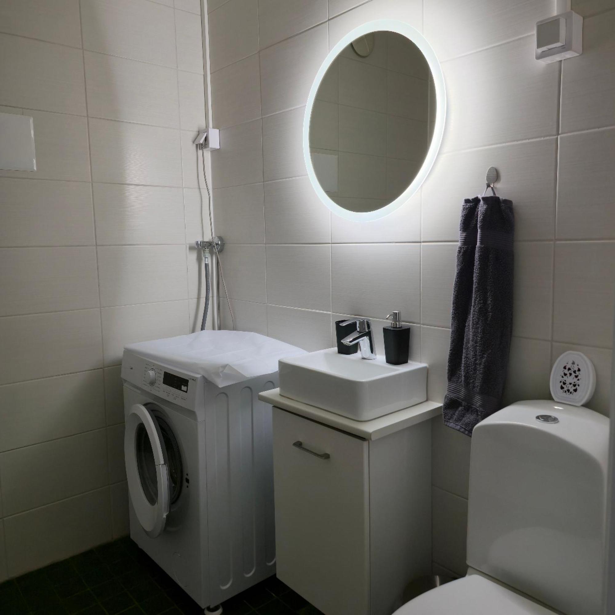 Avara Ja Kodikas Huoneisto Parvekkeella Apartamento Heinola